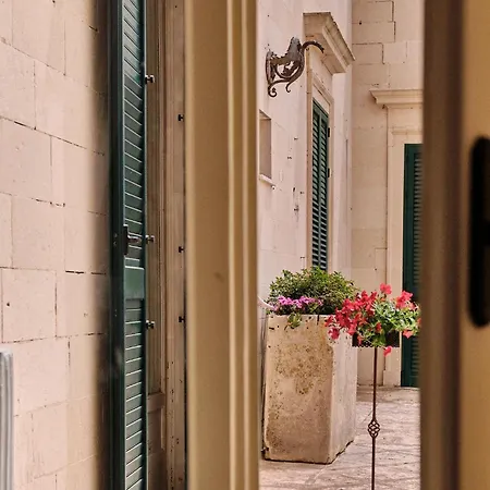 Palazzo Scarciglia Konukevi Minervino di Lecce