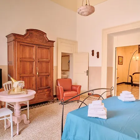 Konukevi Palazzo Scarciglia Minervino di Lecce